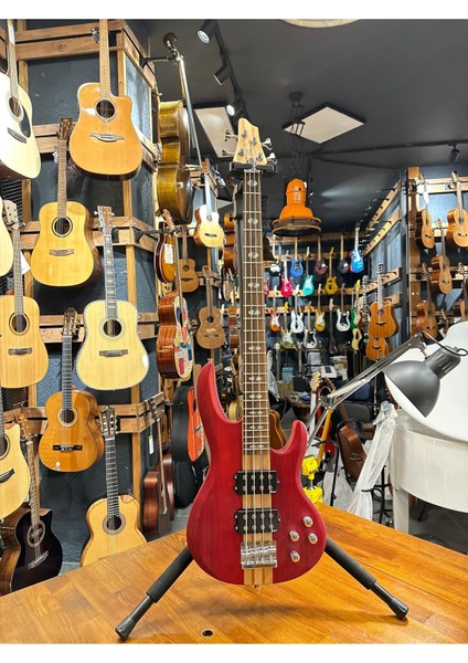 B04- Rd 4 Telli Aktif Bass Gitar Kırmızı Renk fiyatları