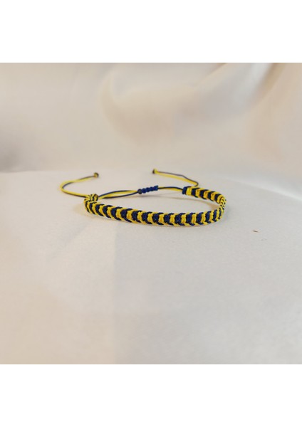 Fenerbahçe Makrome Taraftar Bileklik, El Yapımı Ayarlanabilir Unisex Fb Bileklik, Fenerbahçe Bileklik, Makrome Bileklik, Taraftar Bileklik, Maç Aksesuarı, Sarı Lacivert Bileklik modelleri
