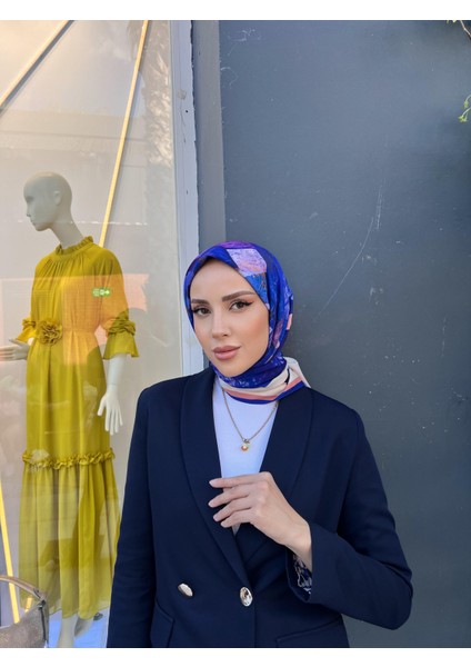 Tablo Desenli Eşarp Saks