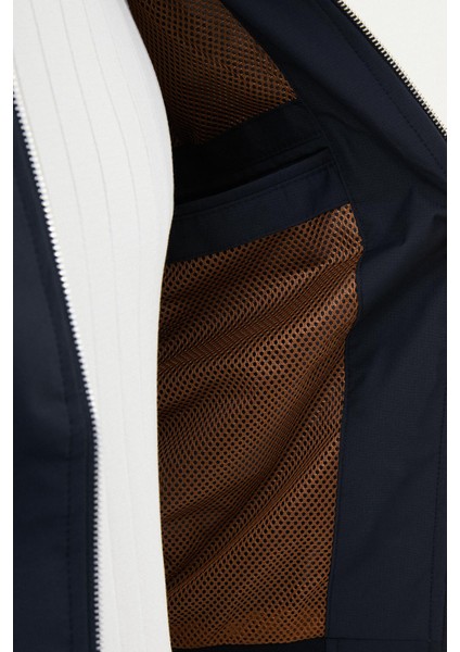 Düz Slim Fit Hakim Yaka Erkek Mont indirimleri