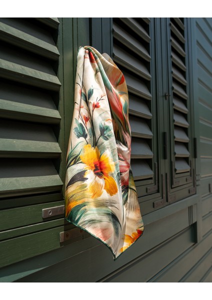 Bloomtide %100 Ipek Saten Kadın Fular fırsatları