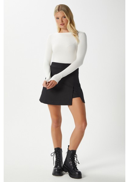 Kadın Luke Tok Dokulu Yan Yırtmaçlı Siyah Şort Etek fırsatları