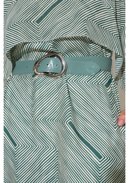 Yeşil Boyun ve Kol Detaylı Belden Kemerli Çizgili Elbise indirimleri