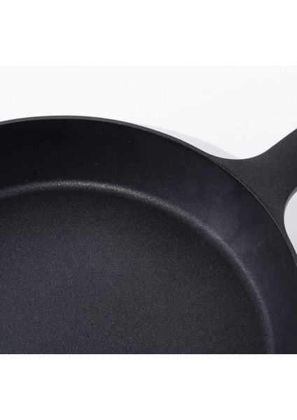 Siyah Inci Tava 32CM modelleri