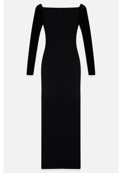 Siyah Omuz Detaylı Tam Kalıp Uzun Kollu Elbise fiyatları