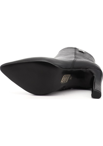 Kadın Siyah Fermuarlı Sivri Burun İnce Topuklu Bot fırsatları