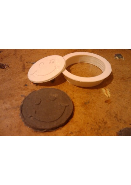 Yeni Smiley Kurabiye Kalıbı T32431 fiyatları