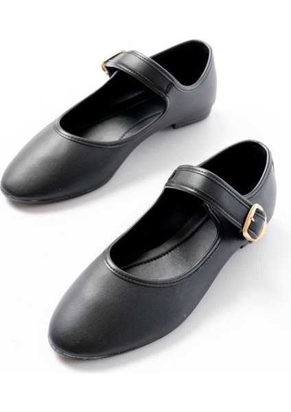 2606 Siyah Baretli Günlük Bayan Ayakkabı modelleri