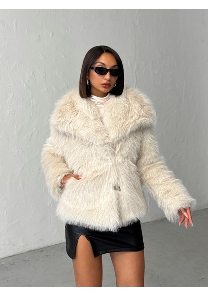 Kadın Suni Kürklü Ceket fırsatları