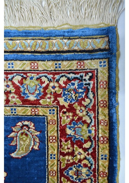 Saf Ipekten El Dokuma Şal Desenli Kayseri Halısı 51X71 cm (0.36 M²) indirimleri