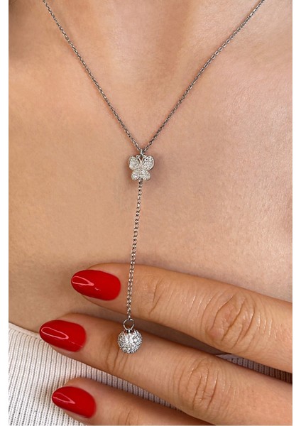 925 Ayar Gümüş Top Sallantılı Kelebek Kolye - 23180701