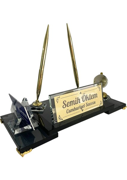 Kişiye Özel Lüks Kristal Masa Isimliği modelleri