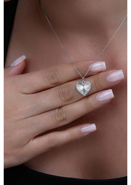 925 Ayar Gümüş Granada Kalemli Kalp Kolye - 23183200 fiyatları