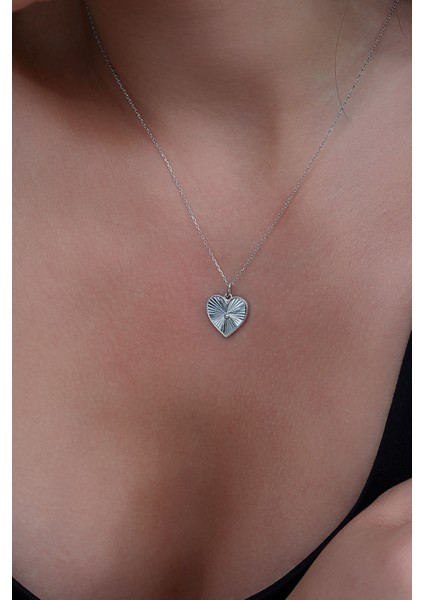 925 Ayar Gümüş Granada Kalemli Kalp Kolye - 23183200 modelleri