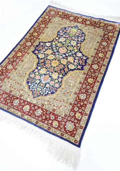 Saf Ipekten El Dokuma Çeşmi Bülbül Desenli Hereke Halısı 85X124 cm (1.05 M²) fırsatları