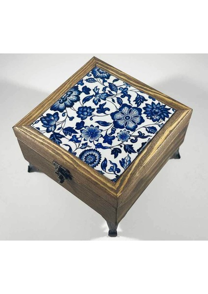 Mavi Çiçek Motifli Ahşap Takı Kutusu