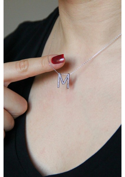 925 Ayar Gümüş M Harfi Kolye - 23090402 fiyatları