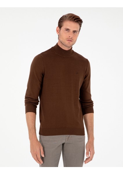 Erkek Koyu Kahverengi Slim Fit Yarım Balıkçı Yaka Basic Triko Kazak 50296548-VR084