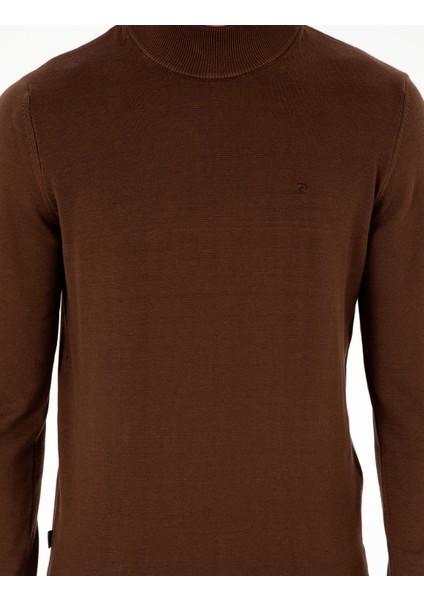 Erkek Koyu Kahverengi Slim Fit Yarım Balıkçı Yaka Basic Triko Kazak 50296548-VR084