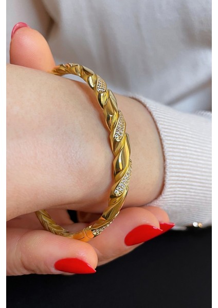 18K Altın Kaplamalı 925 Ayar Gümüş Zirkon Taşlı Burma Kelepçe Bileklik - 45102301 modelleri