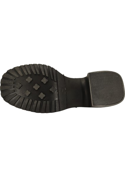 26101158R Rugan Deri Kadın Topuklu Ayakkabı modelleri