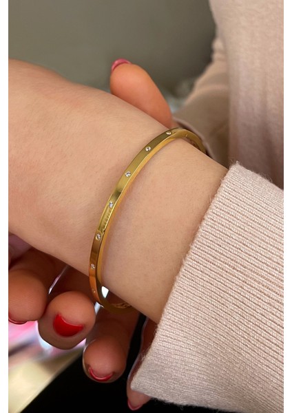 18K Altın Kaplamalı 925 Ayar Gümüş Zirkon Taşlı Kelepçe Bileklik - 45101101 fırsatları