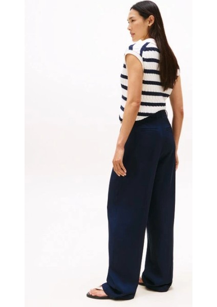 Viskon Twill Rahat Kesim Düz Paça Kadın Pantolon WW0WW46749C1G modelleri