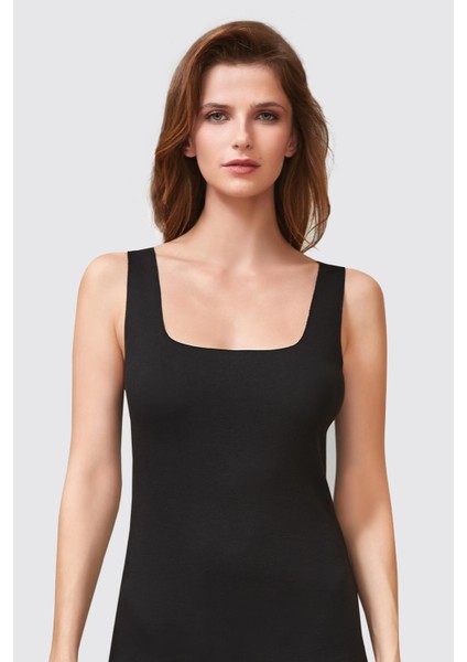 Berrak Lazer Kesim Iz Yapmayan Kare Yaka Kalın Askılı Pamuklu Atlet