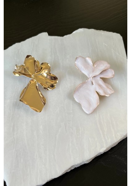 Dokulu Çiçek Küpe modelleri