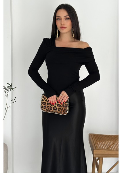 Kadın Madonna Yaka Bluz – Yumuşak Dokulu & Vücuda Oturan Kesim fırsatları