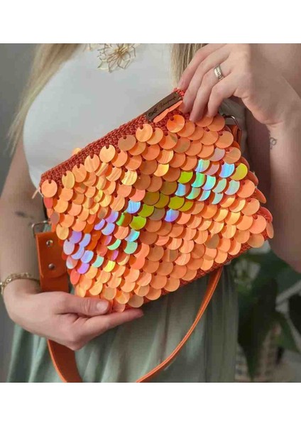 Bayan Pullu Turuncu Çanta