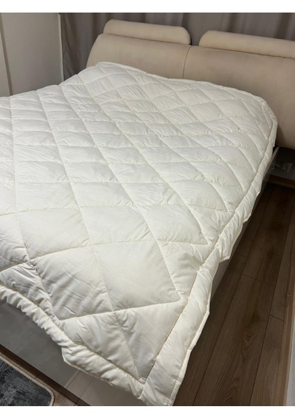 Çift Kişilik %100 Doğal Yün Yorgan (Merinos Kuzu Yün Yorgan ) modelleri