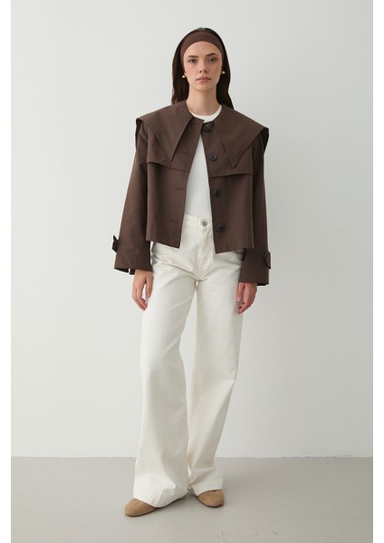 Kahverengi Sakura Geniş Yaka Kısa Trençkot - 7530