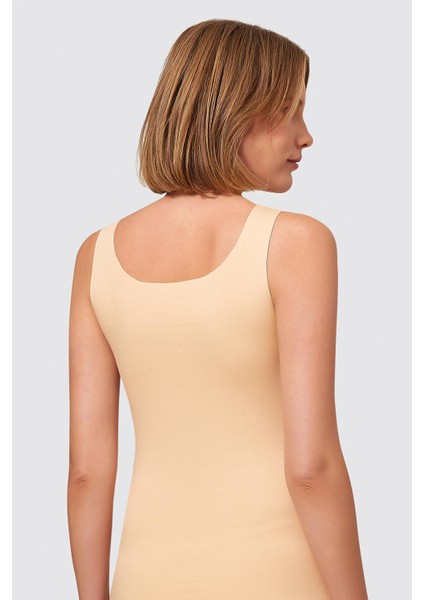 Berrak Lazer Kesim Iz Yapmayan Kare Yaka Kalın Askılı Pamuklu Atlet fiyatları