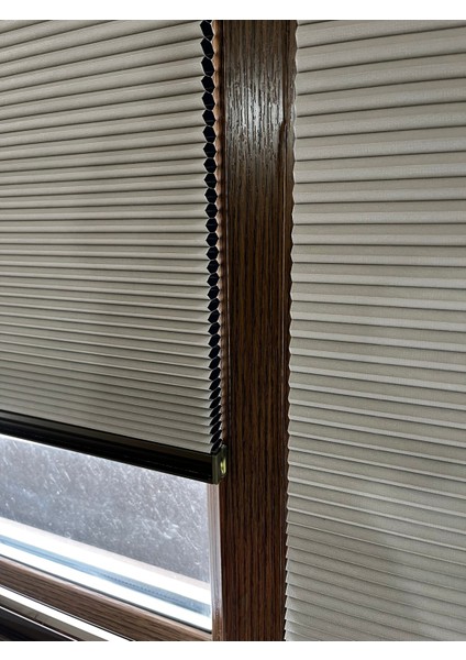 Honeycomb (Bal Peteği) %100 Karartma ve Isı Yalıtımlı Plise Perde Blackout Kahverengi fırsatları