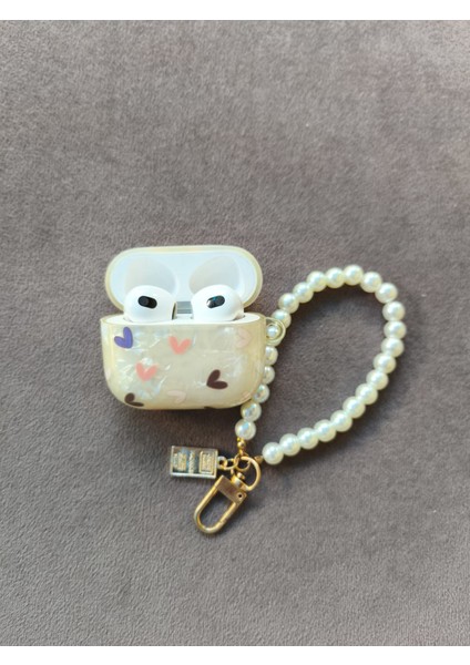 Airpods Uyumlu Kalp Desenli Kılıf 3. Nesil