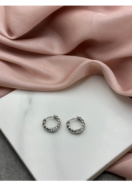 Gümüş Dikdörtgen Formlu Halka Çelik Küpe fiyatları