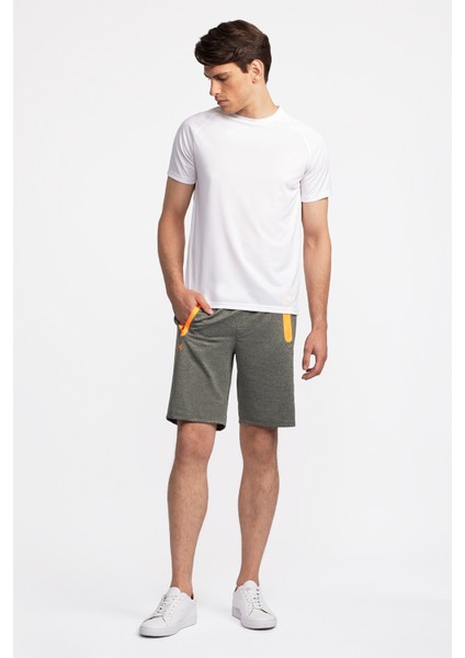 Erkek Beyaz Activewear T-Shirt fiyatları