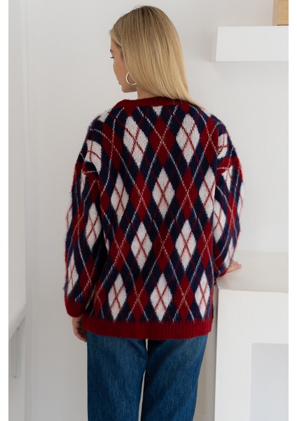 Kadın Oversize Sardonlu Tiftik Kazak – Yumoş Dokulu & Desenli modelleri