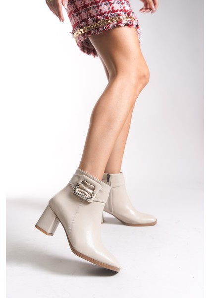 Kadın Toka Detaylı Topuklu Bot 00121050