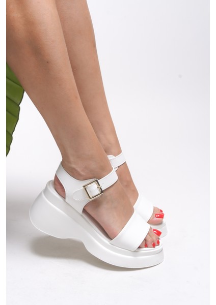 Evelsyra Kadın Sandalet 00129011