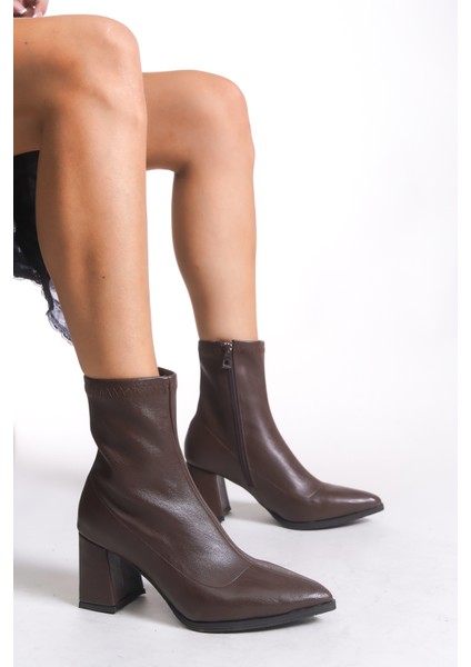 Lesrithe Kadın Sivri Burunlu Topuklu Streç Bot 0012813