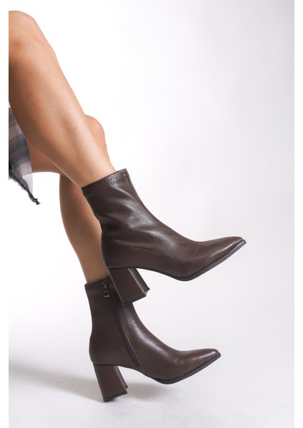 Lesrithe Kadın Sivri Burunlu Topuklu Streç Bot 0012813 fiyatları