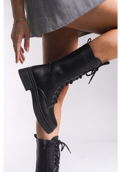 Marlyrra Kadın Bağcıklı Kısa Çizme 0012707 modelleri