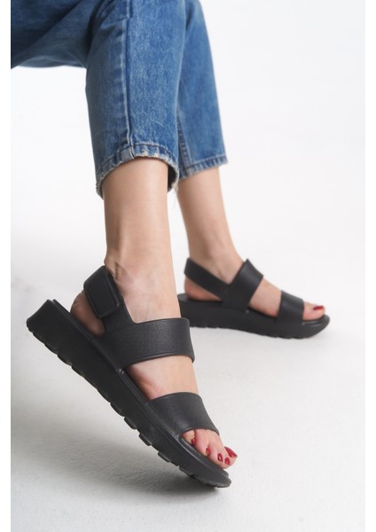 Avkiasha Kadın Sandalet 001230 fırsatları