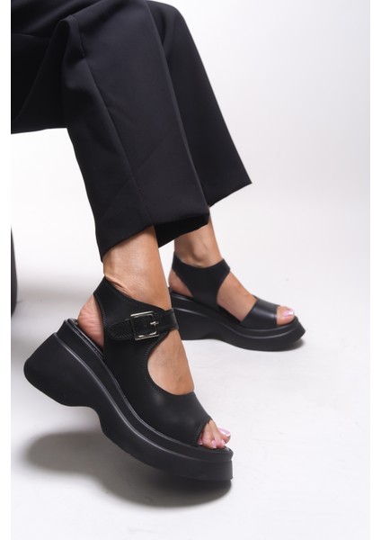 Quelaela Kadın Sandalet 0012906 fırsatları