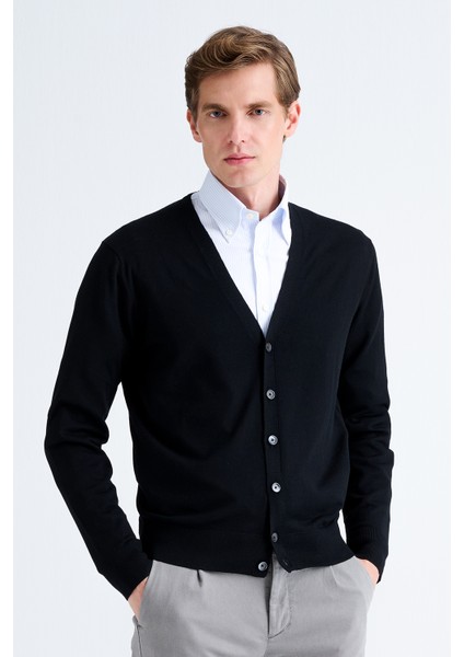 Erkek Siyah Düğmeli Yün Hırka modelleri