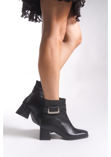 Kadın Topuklu Bot 00120010 fırsatları