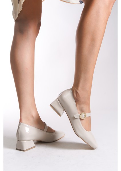 Miraveldin Kadın Topuklu Ayakkabı 00121122 fırsatları