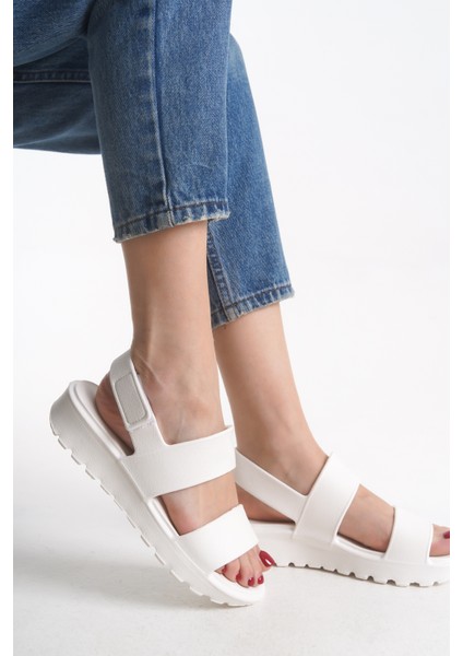 Avkiasha Kadın Sandalet 001230 indirimleri